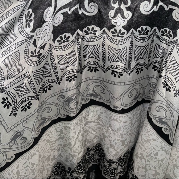 Melrose Social Black Silver Handkerchief Cocktail Party Dress Size 18 - Picture 7 of 13